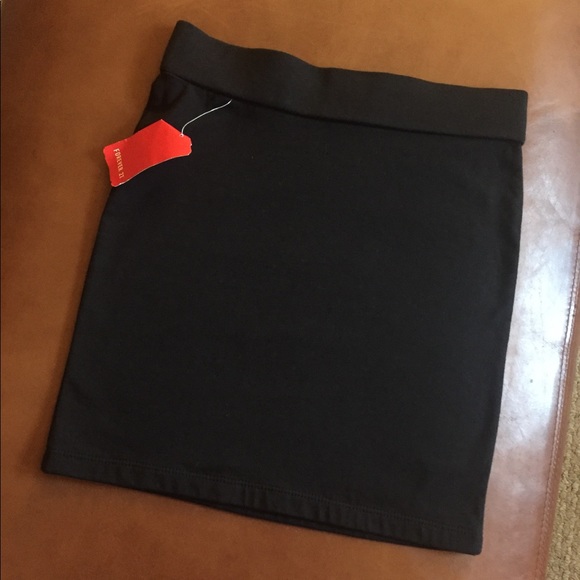 Mini skirt - Picture 2 of 3